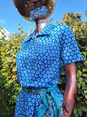 Robe bleue vintage