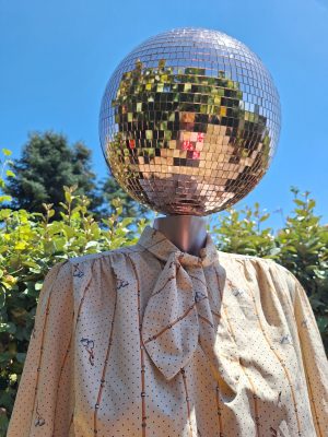 Robe beige fer à cheval