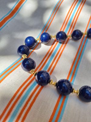 Collier perles bleues