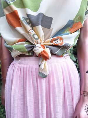 Jupe plissée rose pale