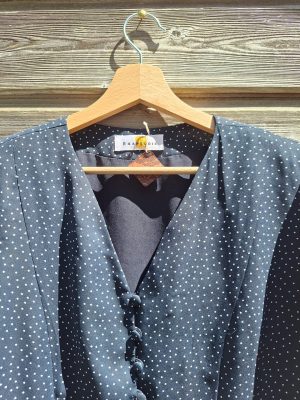 Haut long ou robe bleu a pois