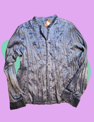 Chemise satinée à perles